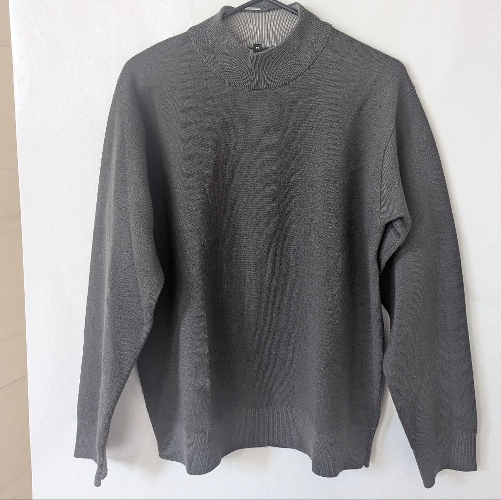Muji gray mock neck sweater (Men's size M)